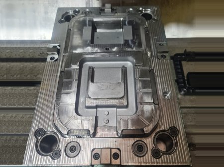 Tooling mold